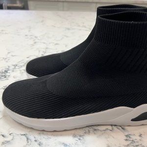 hightop womens slip-on sneakers
